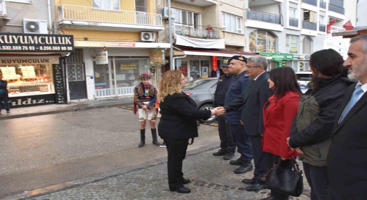 Germencike atanan Kaymakam Doğru göreve başladı