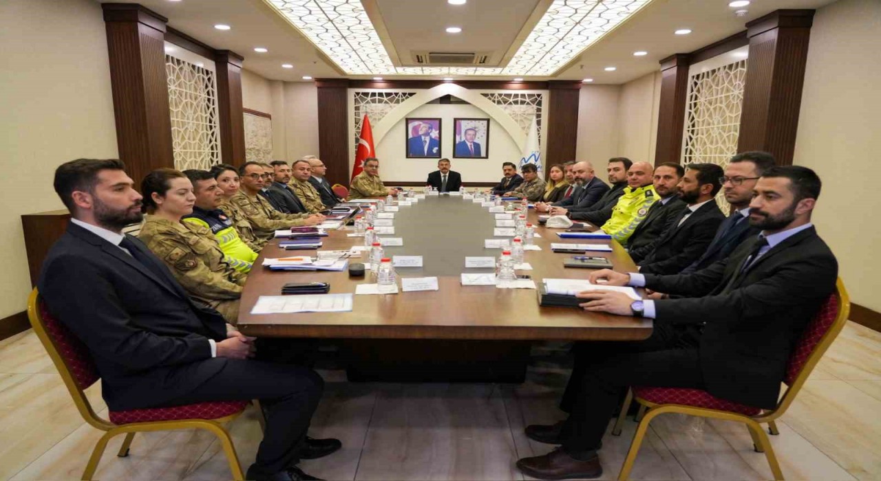 Hakkaride son 1 haftada aranan 291 kişi yakalandı