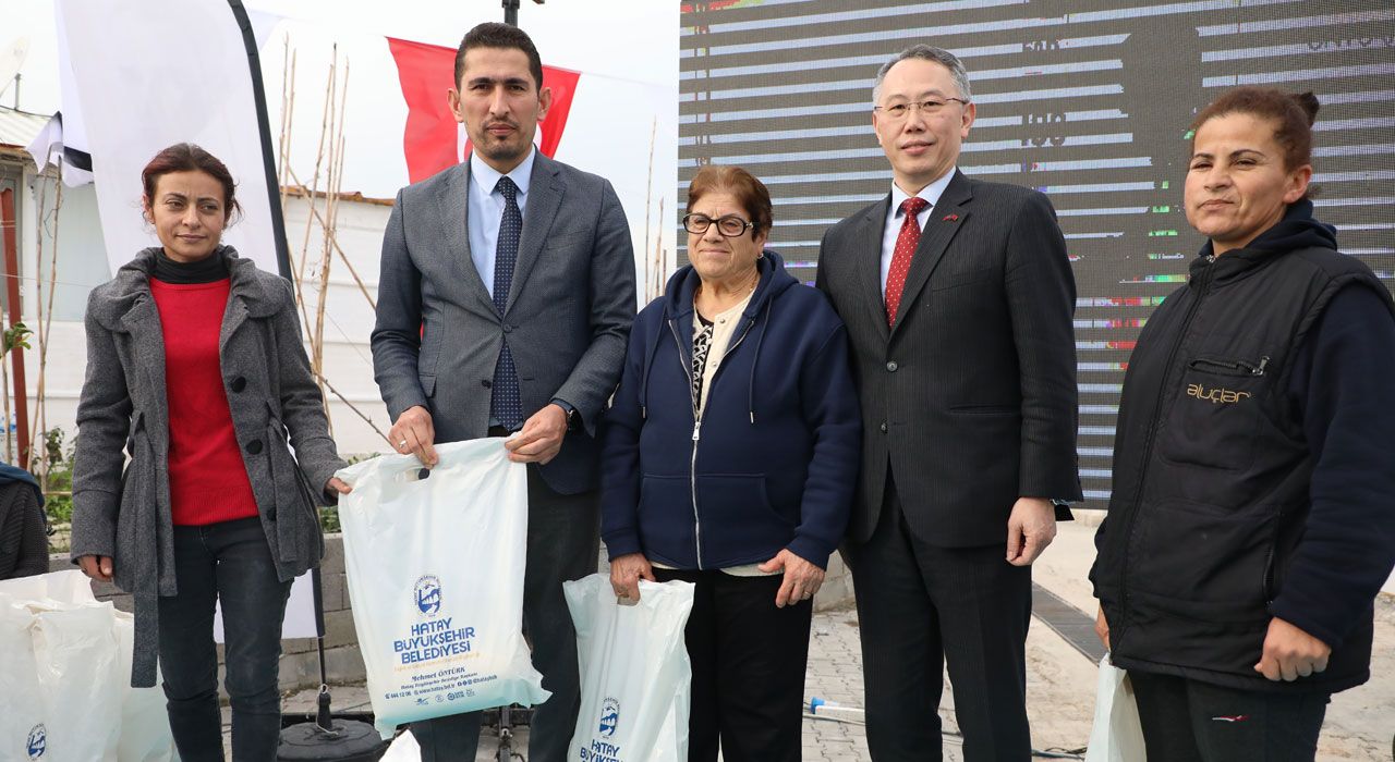 Hatay Büyükşehir Belediyesi ve Tayvan’dan 8 Bin Haneye 40 Ton Pirinç Desteği