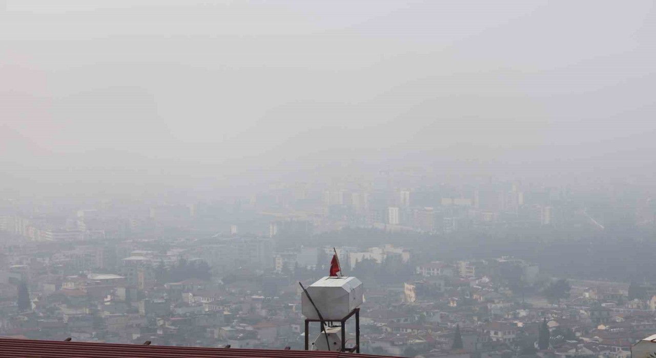 Hatayda sabah saatlerinde sis etkisini hissettirdi