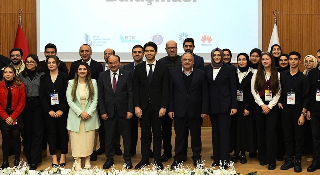 Huawei Ar-Ge buluşmasının açılış programı ETÜ ev sahipliğinde gerçekleştirildi