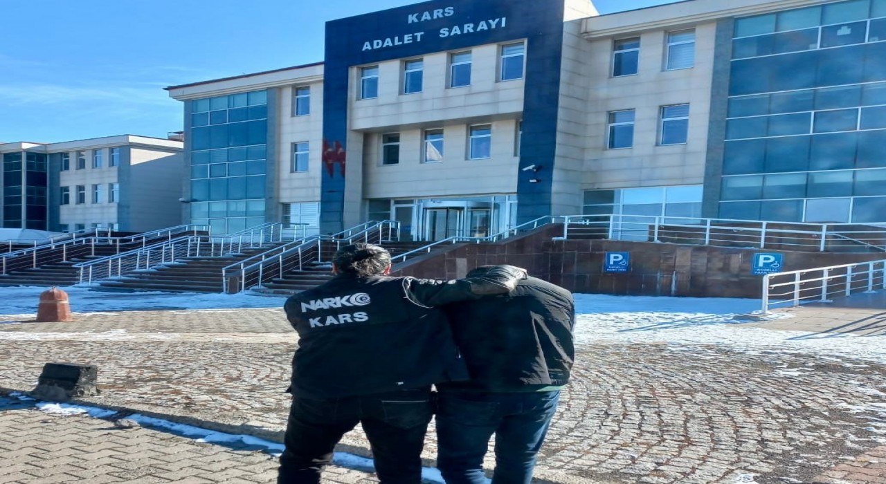 Karsta metamfetamin ele geçirildi
