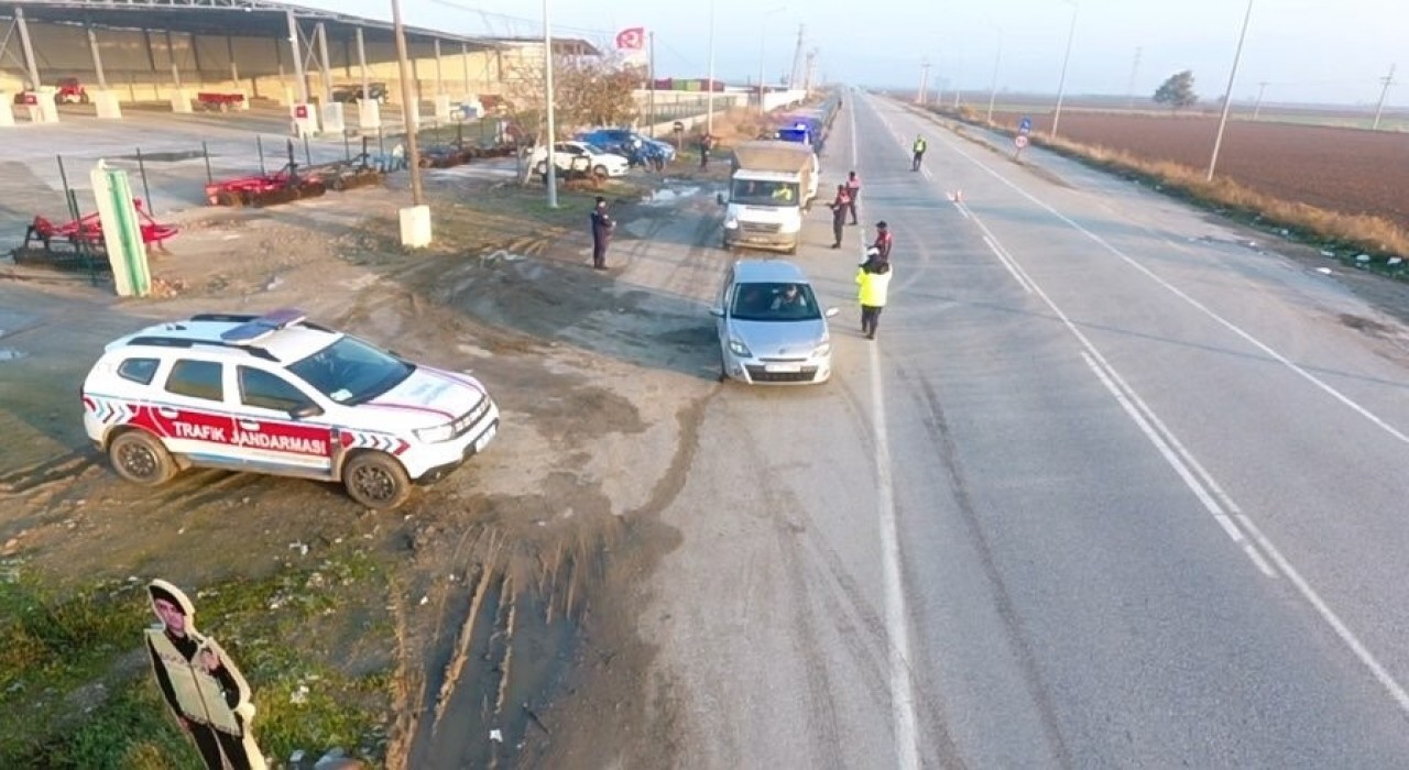 Koçarlıda Jandarmadan Sıcak Nokta uygulaması