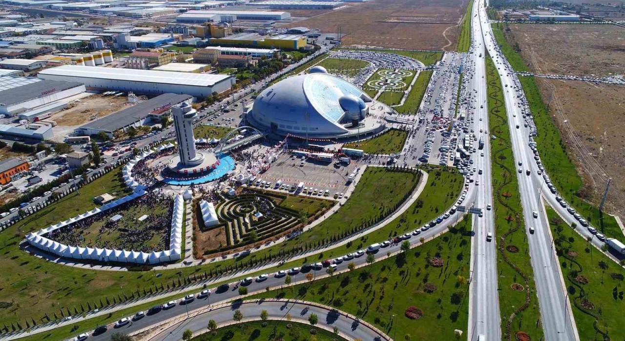 Konya Bilim Merkezi 2024te de 351 bin ziyaretçi ile bilimsel faaliyetlerin merkezi oldu