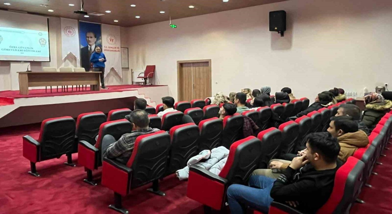 Konyada emniyetten özel güvenlik görevlilerine eğitim