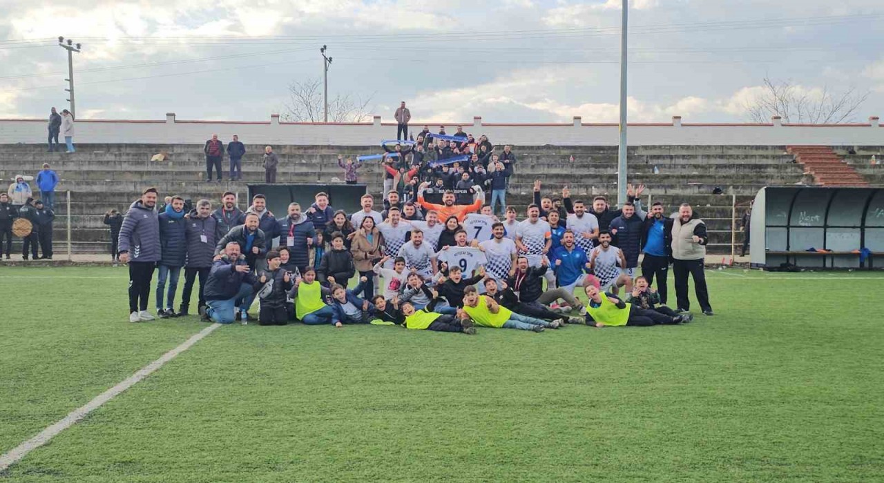 Kuyucaksporda 3 puan özel seyircilere armağan edildi