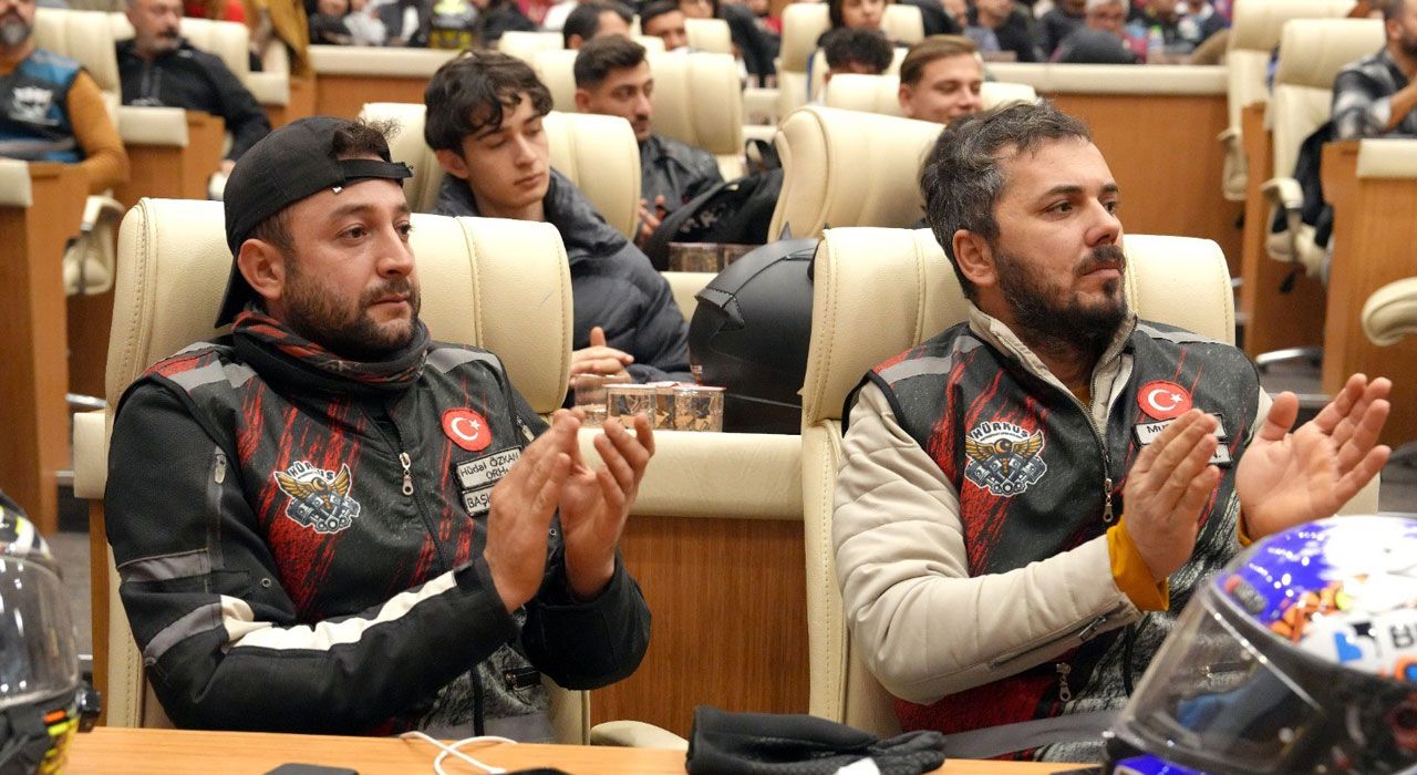 Motosiklet Tutkunlarına Güvenli Sürüş Eğitimi