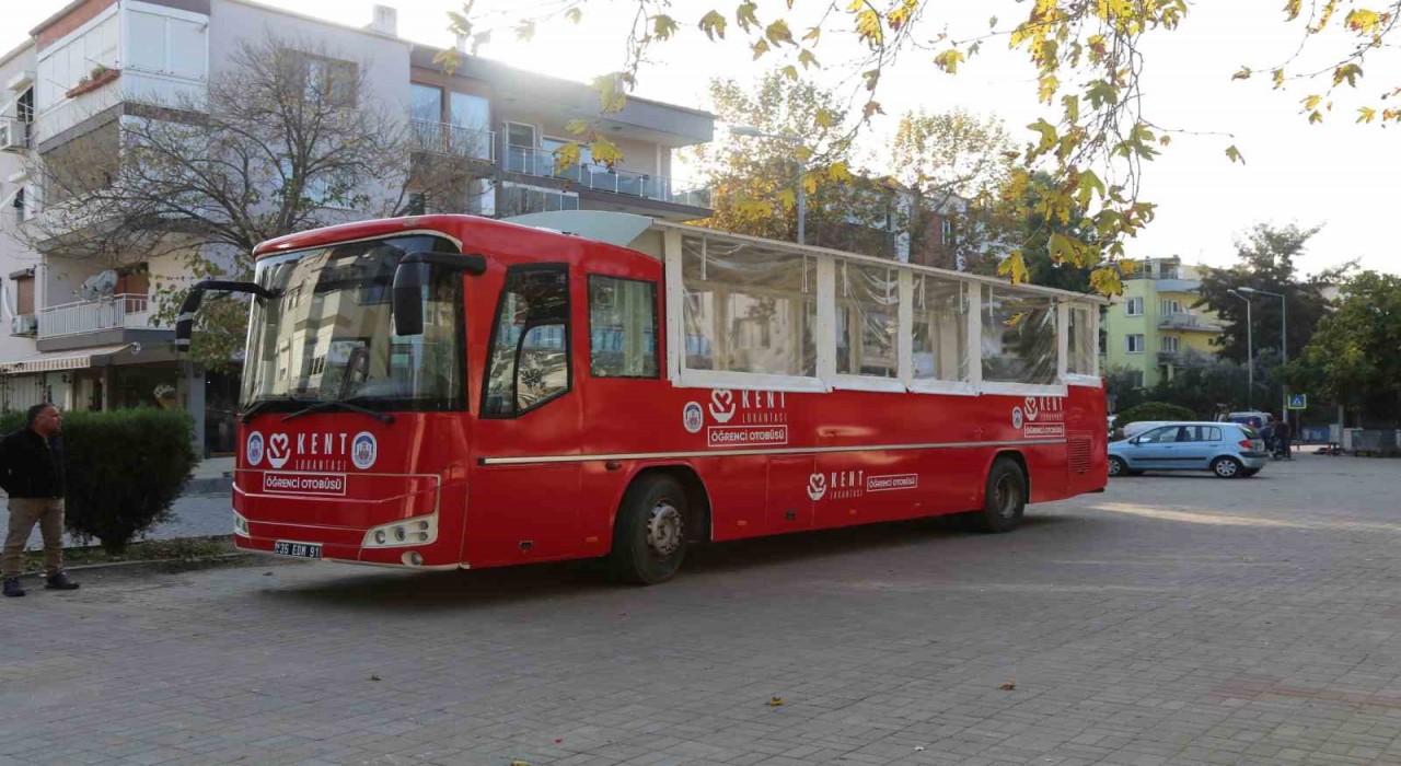 ‘Öğrenci otobüsü ve ‘Engelsiz Kafe Selçukta hizmete giriyor