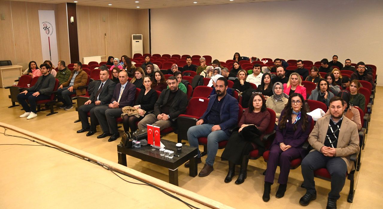 OKÜ’den Öğretmenlere Bilimsel Eğitim