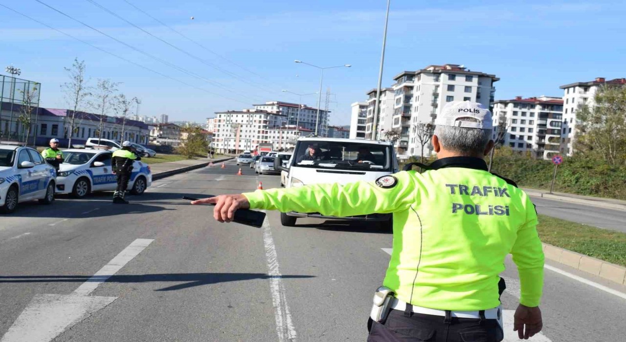 Orduda bir haftada 16 binden fazla araç ve sürücüsü denetlendi