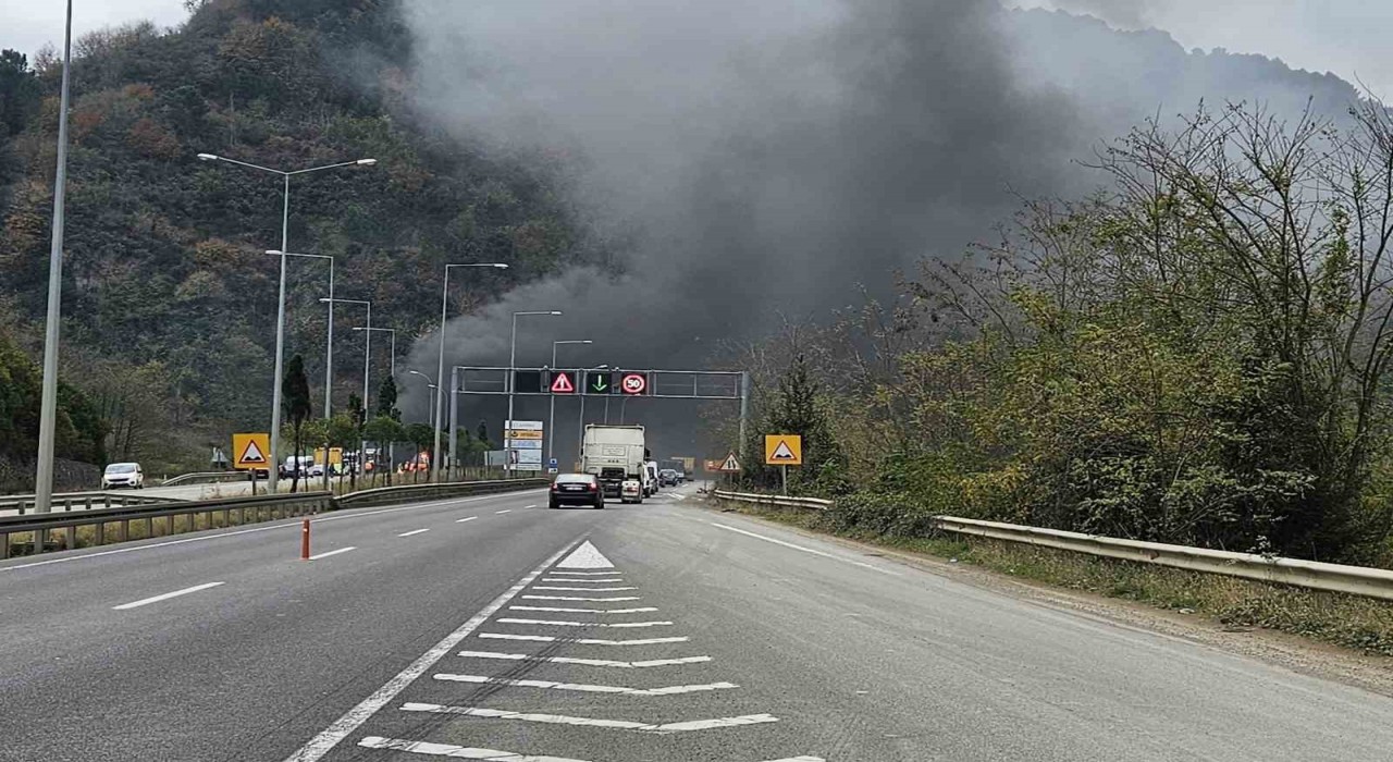 Orduda tünelde yangın: Trafik yarım saat durdu