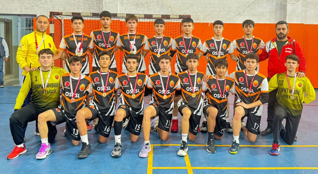 Osmaniye Hentbol Takımları Yarı Finallerde