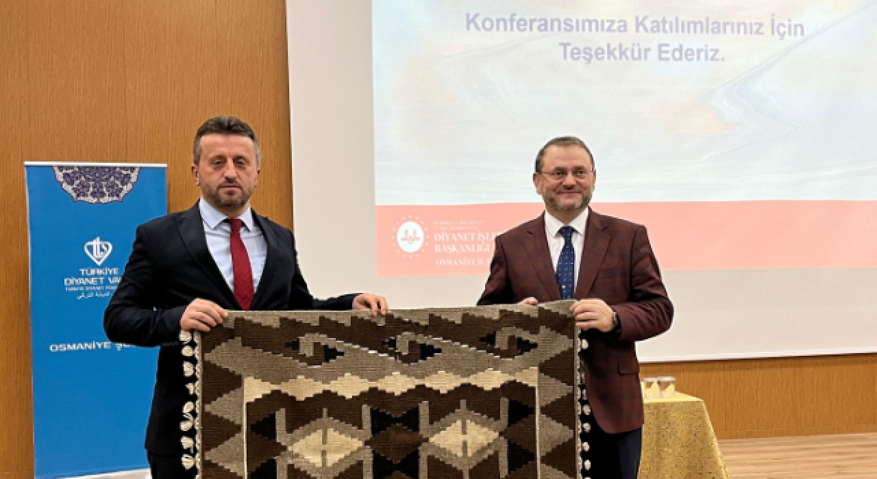 Osmaniye'de "Dijital Dünyada Dini Değerlerin Temsili" Konferansı