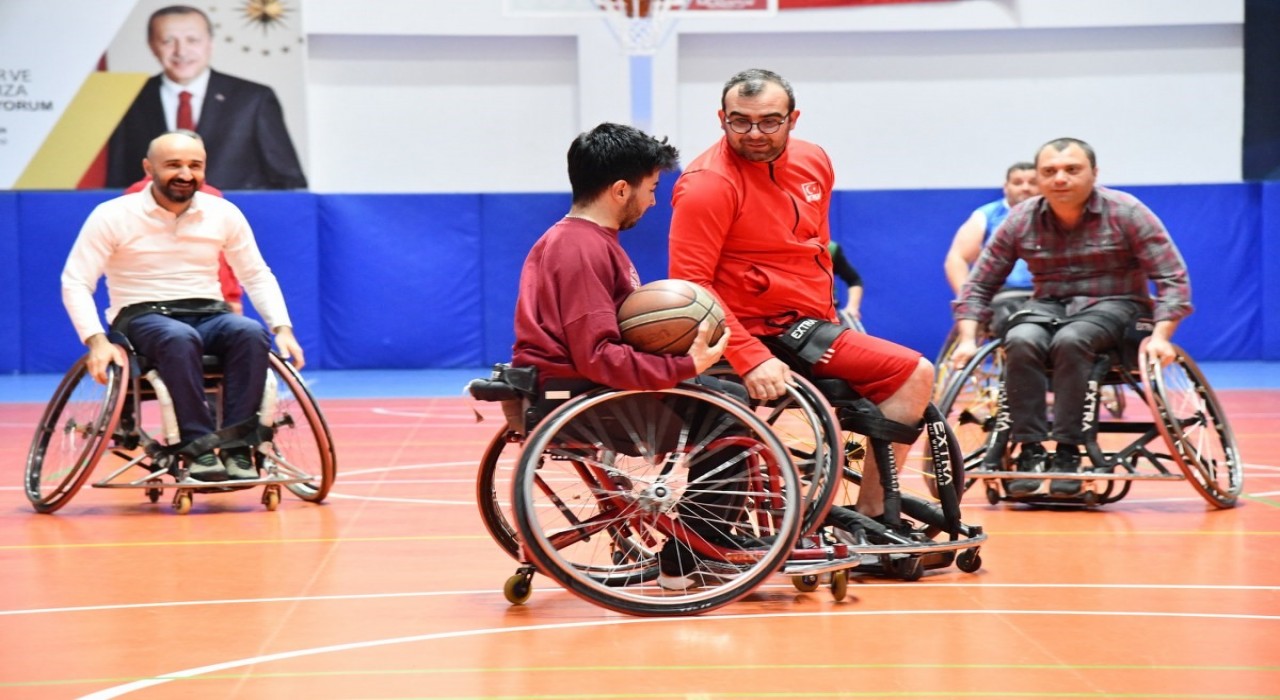 Osmaniyede farkındalık oluşturan basketbol maçı