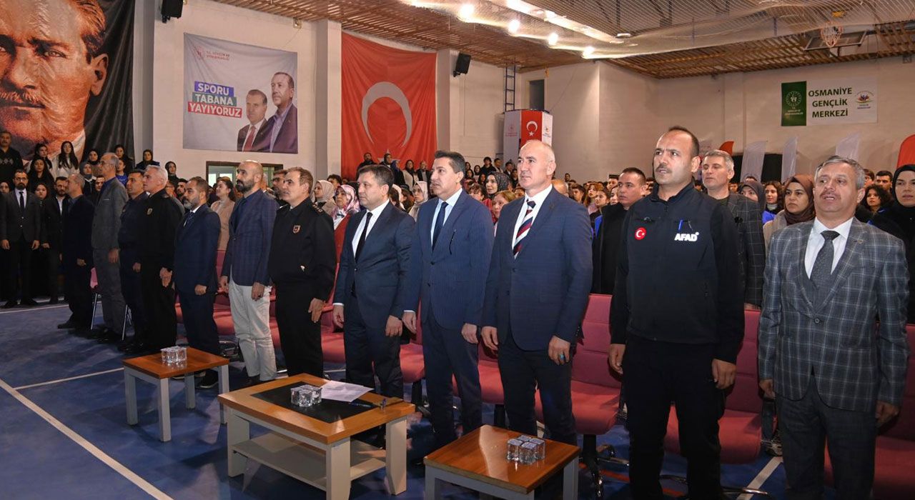 Osmaniye’de “Gençlik Politika Belgesi Vizyon Çalıştayı” Düzenlendi