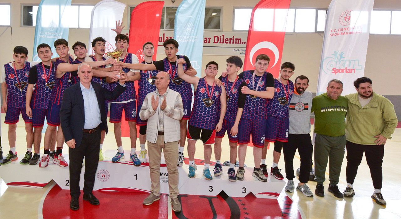Osmaniye’de Okul Sporları Basketbol Turnuvası Tamamlandı