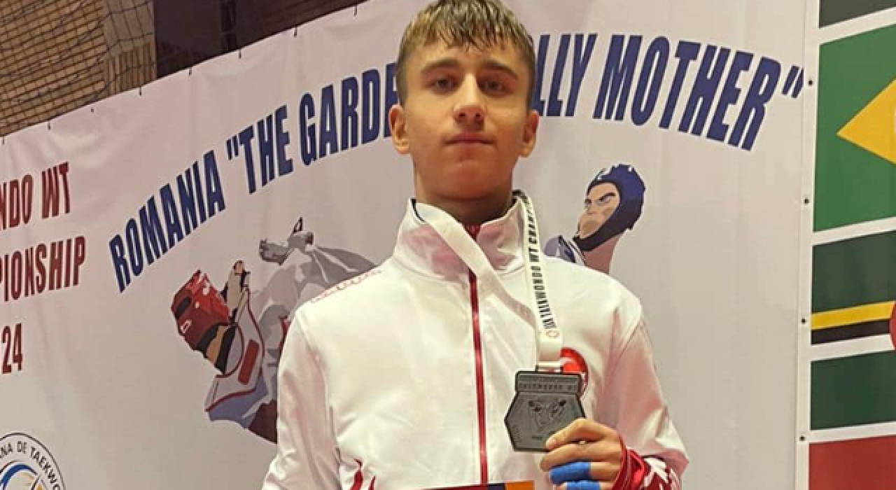 Osmaniyeli Sporcu Rasim Efe Kahraman Balkan Şampiyonu Oldu