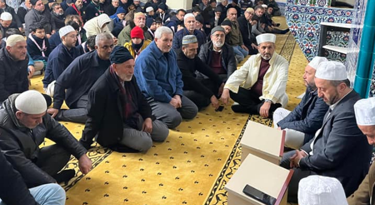Sabah Namazı Buluşması Kurtuluş Camii'nde Gerçekleştirildi