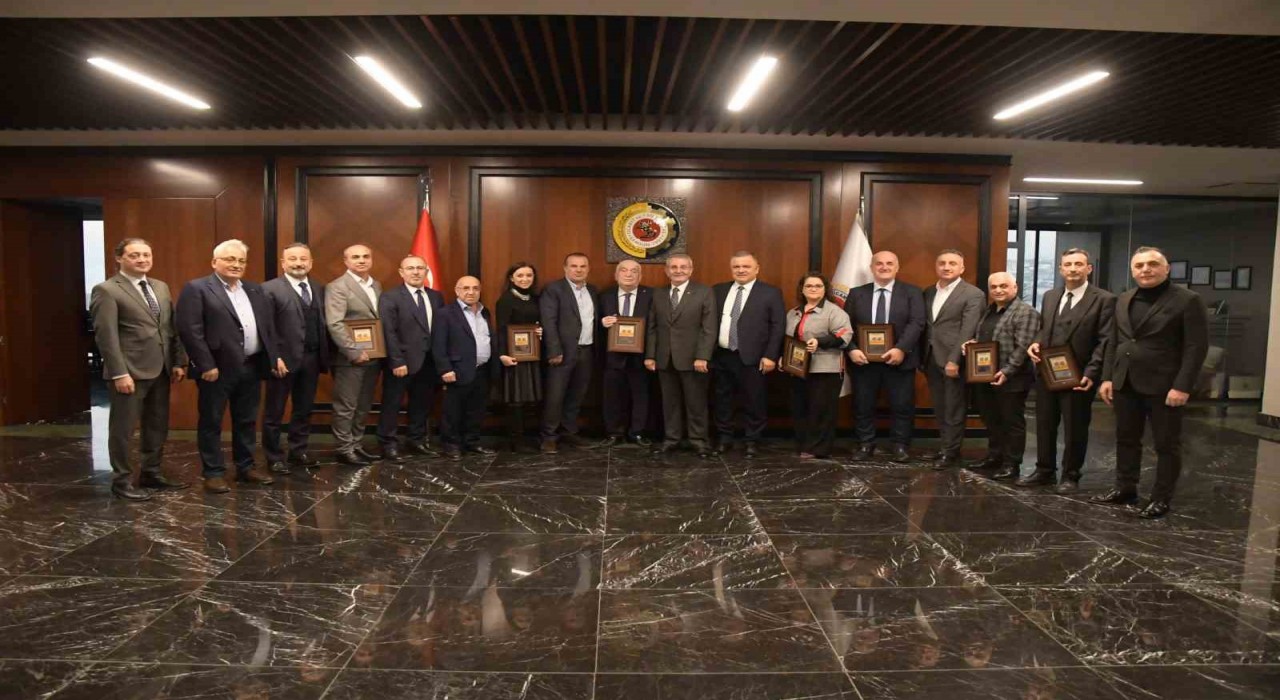 Samsun TSOdan emektarlara plaket