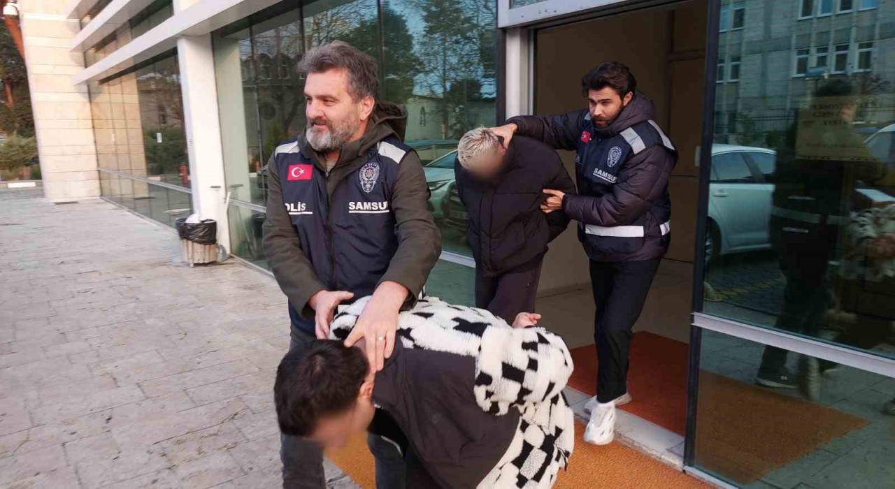 Samsunda 5 kilo 700 gram skunkla yakalanan 2 kişi tutuklandı