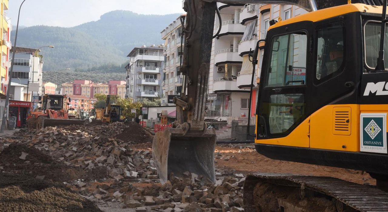 Şehit Fırat Yılmaz Çakıroğlu Caddesi’nde Yol Çalışmaları Başladı