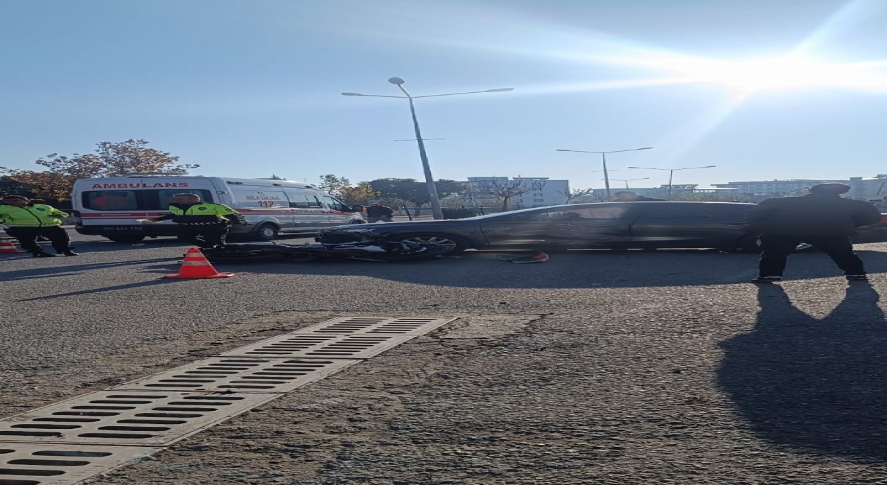 Siirtte otomobil ile motosiklet çarpıştı: 1 ölü