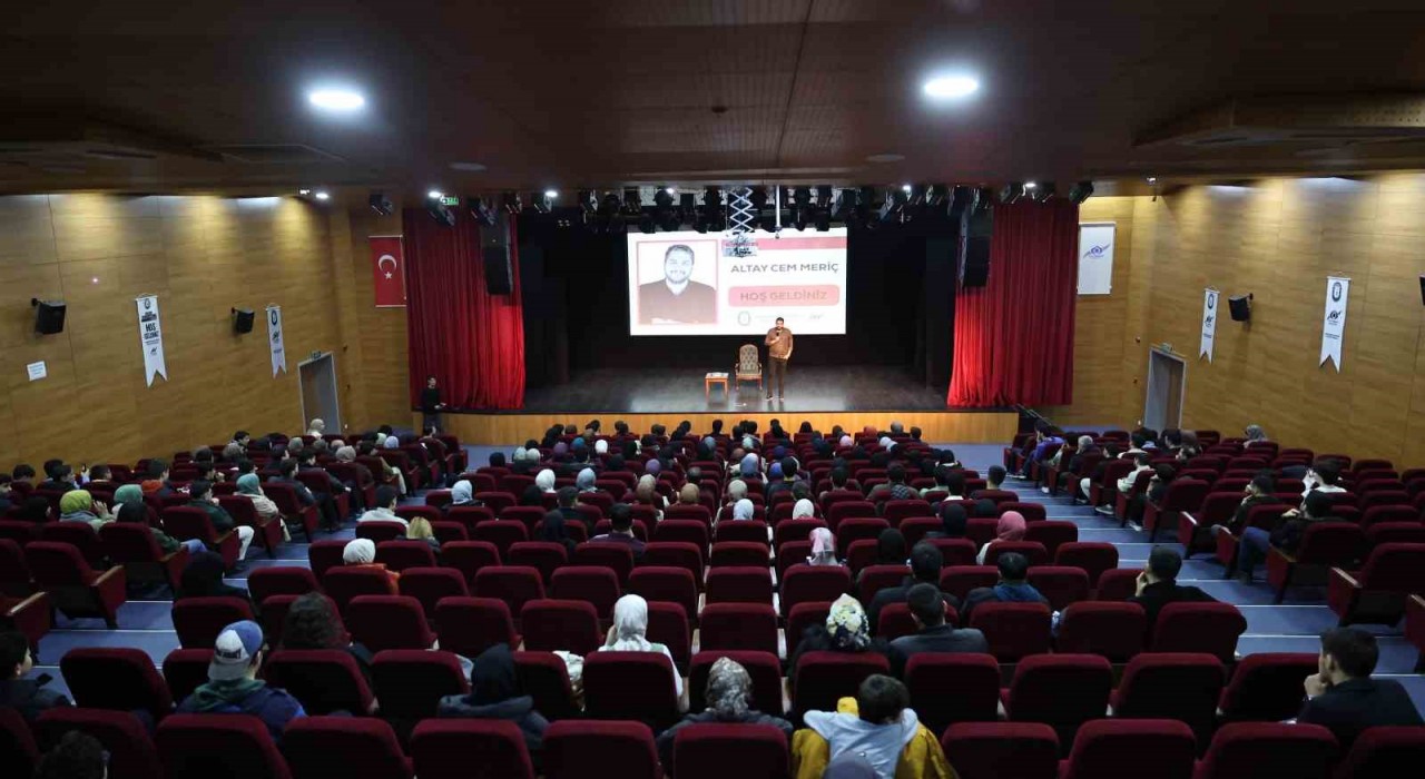 Sultangazide Belediyesinden Okumak ve Yaşamak üzerine söyleşi