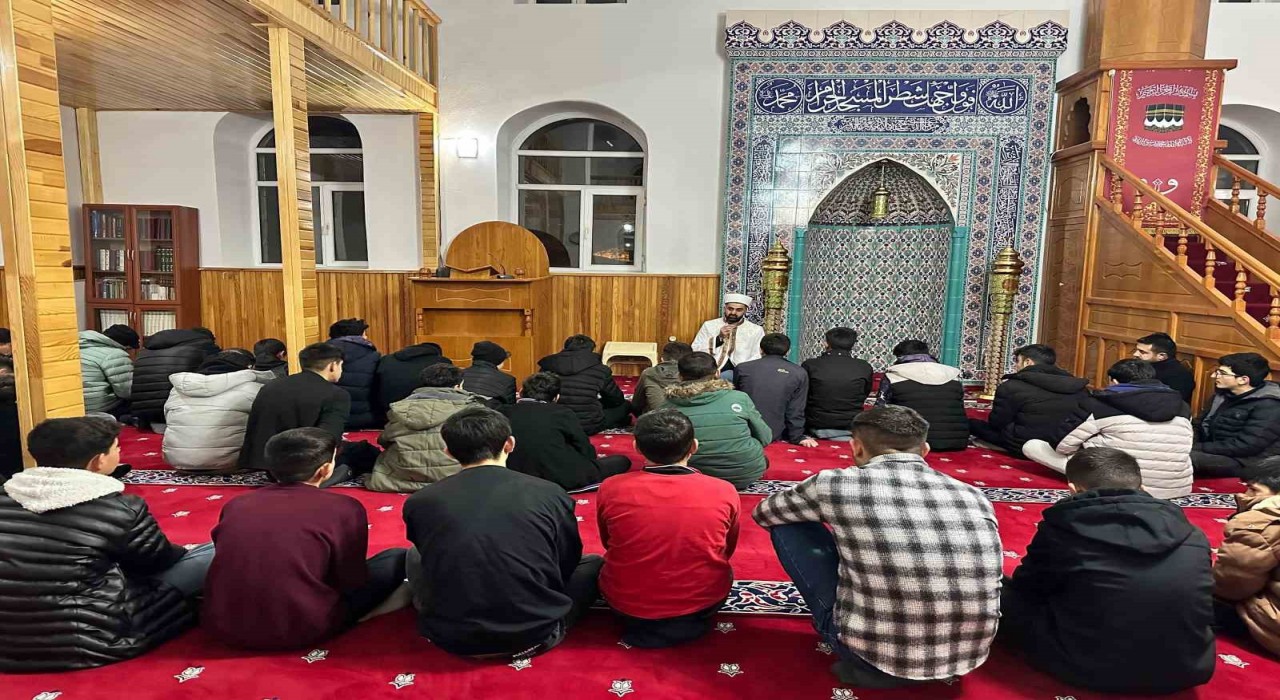 Taşlıçayda sabah namazı buluşması