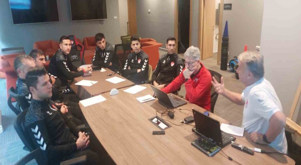 TFF Riva Tesislerinde MHK maç öncesi kampı devam ediyor