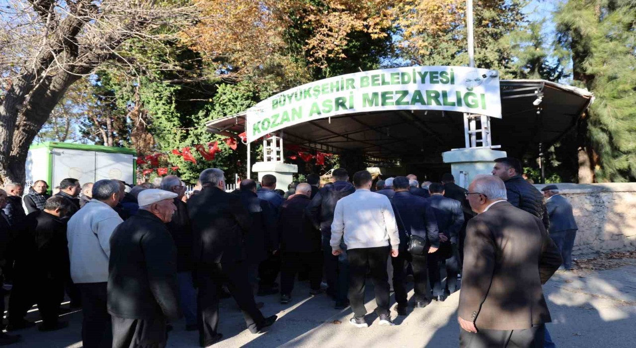 Turgut Özala silahlı saldırı düzenleyen şahsı vuran koruma hayatını kaybetti