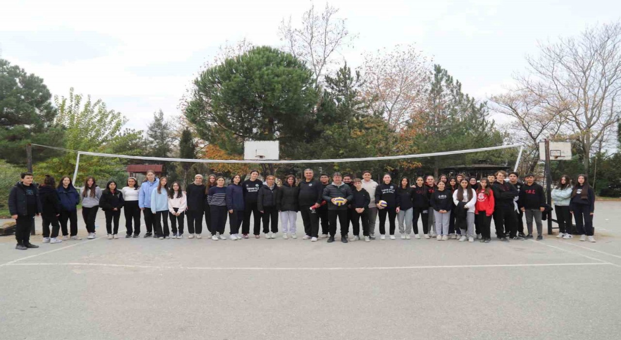 Turgutlu Belediyespordan öğrencilere spor teşviki ve maç daveti