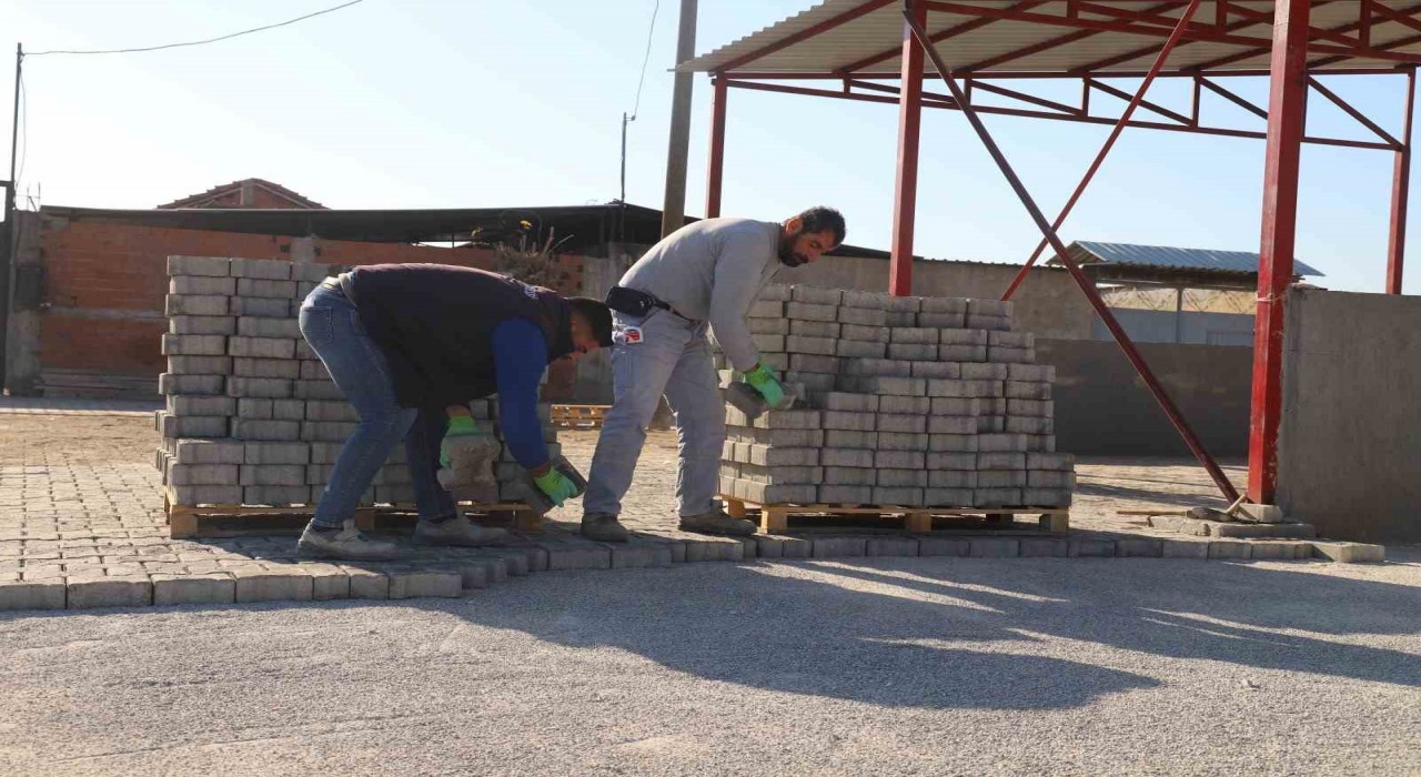 Turgutluda çalışmalar hız kesmeden devam ediyor