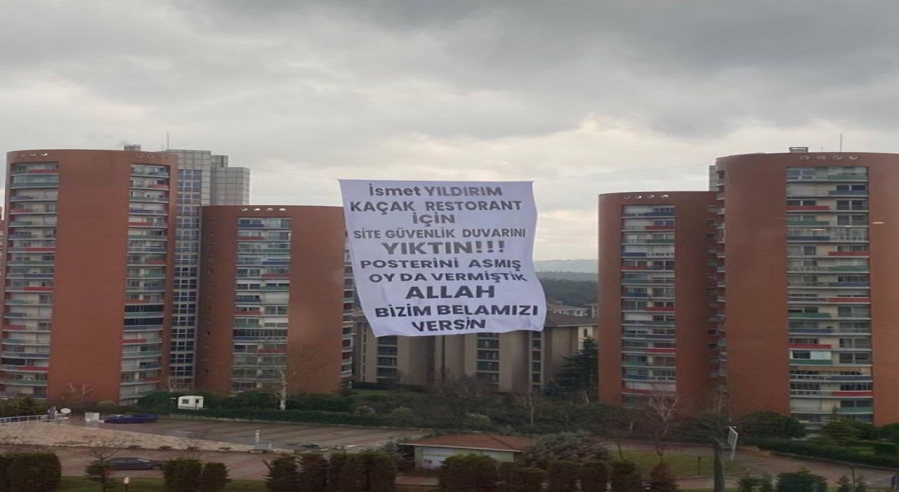 Ümraniye Belediyesinden site duvarının yıkımına ilişkin açıklama: “Mahkeme kararı uygulandı”