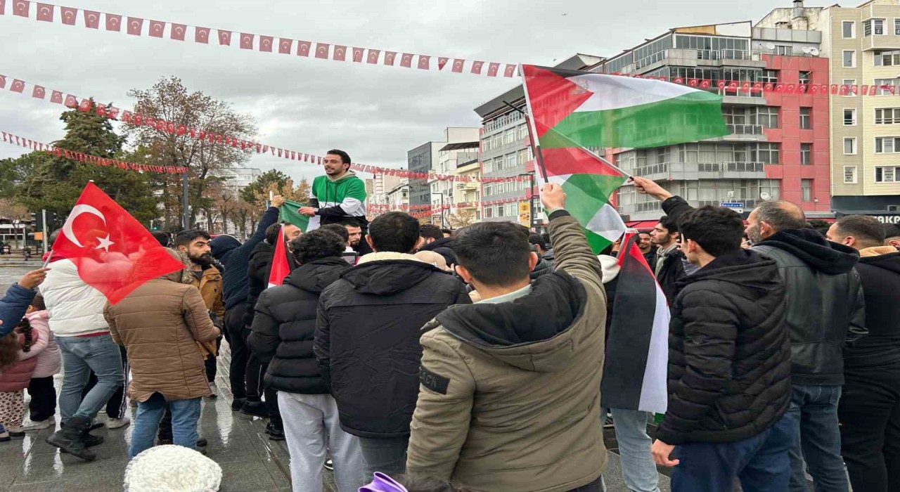 Uşakta Suriyeliler kutlama yaptı
