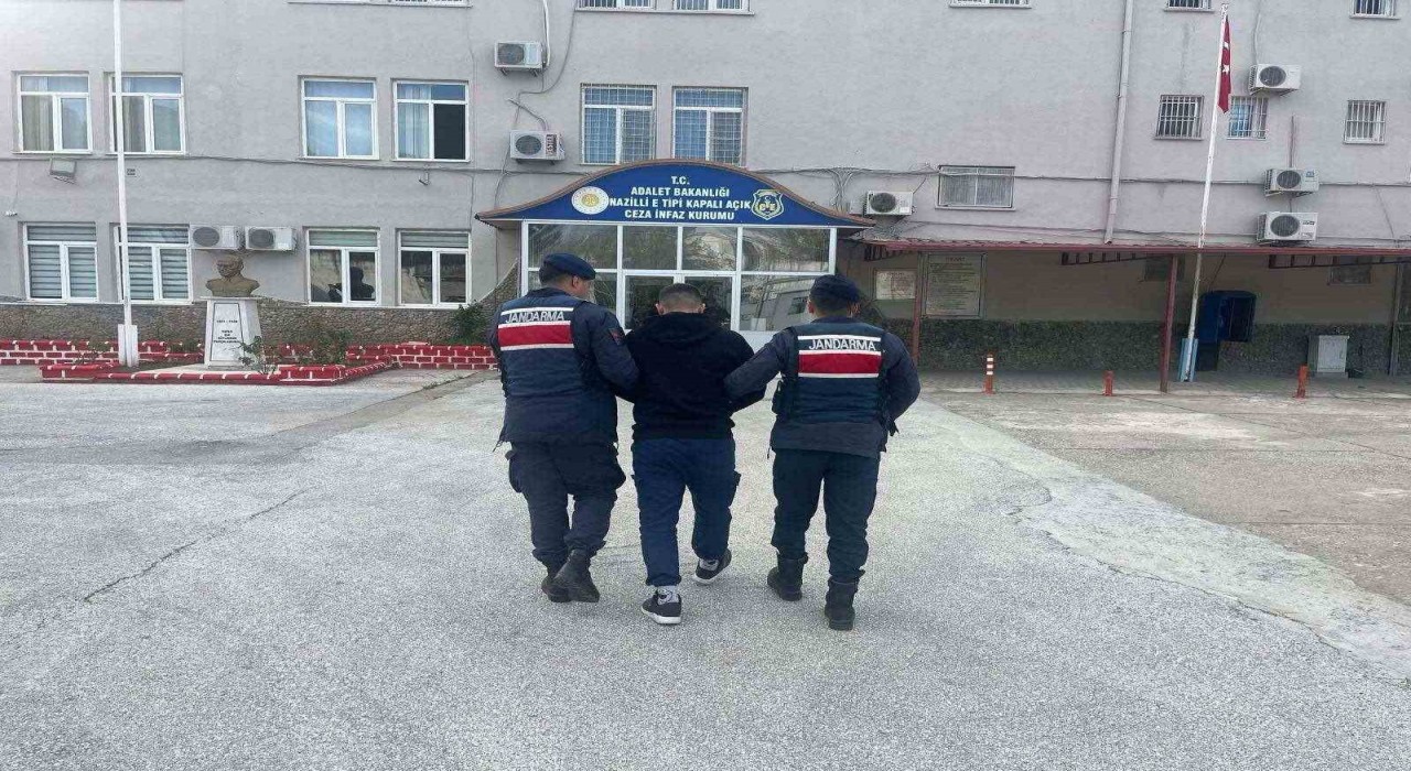 Uyuşturucu suçundan aranan şahıs Nazillide yakalandı