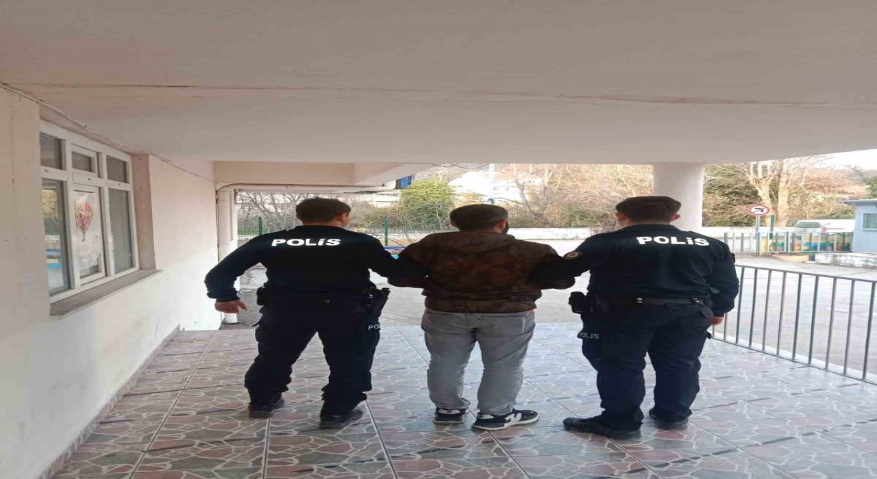 Uyuşturucuyla hükümlü yakalandı