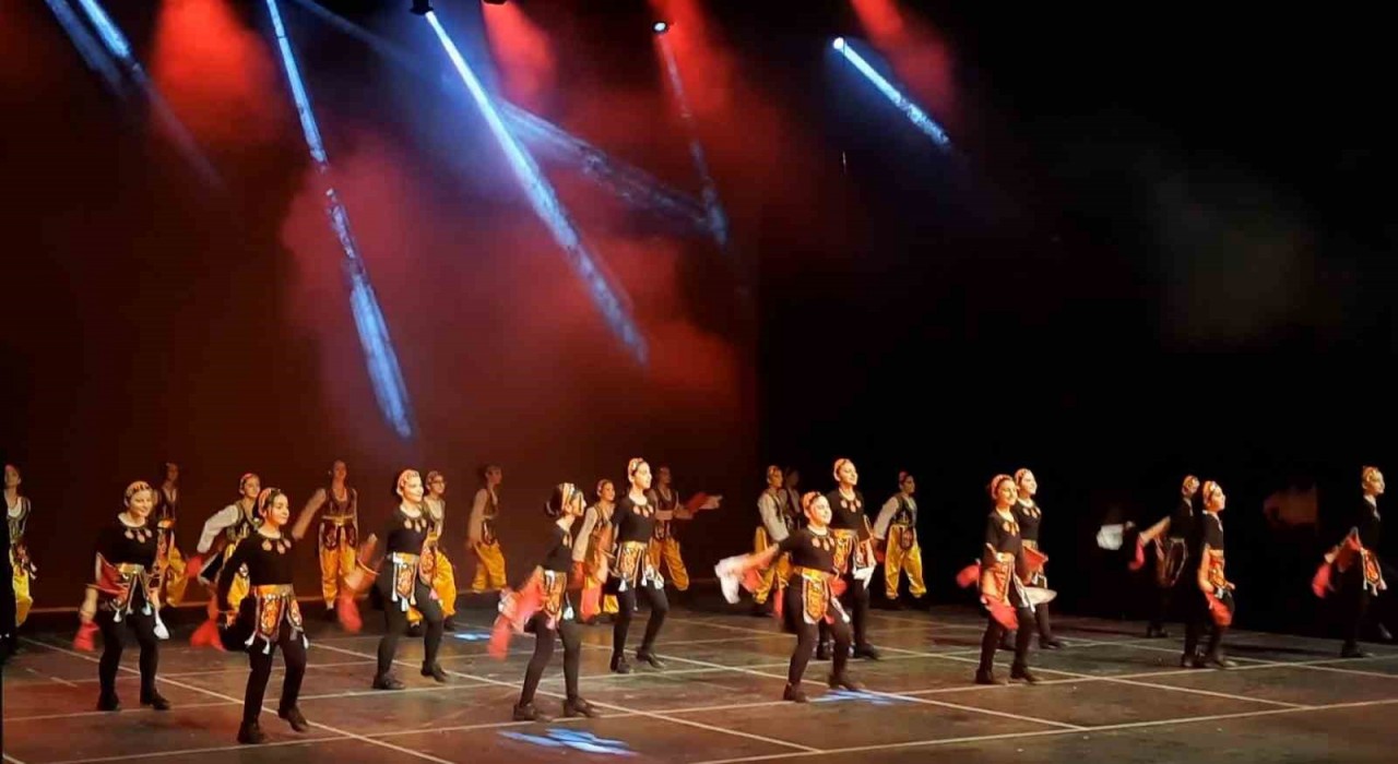 Yansımalar Halk Dansları Başkentte