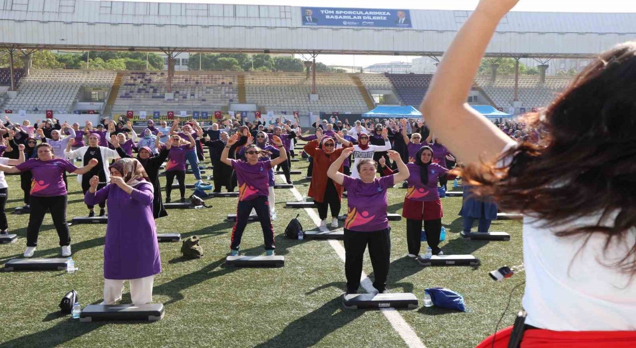 1 milyon 200 bin kişiye spordan sağlığa, eğitimden kültürel etkinliklere kadar hizmet