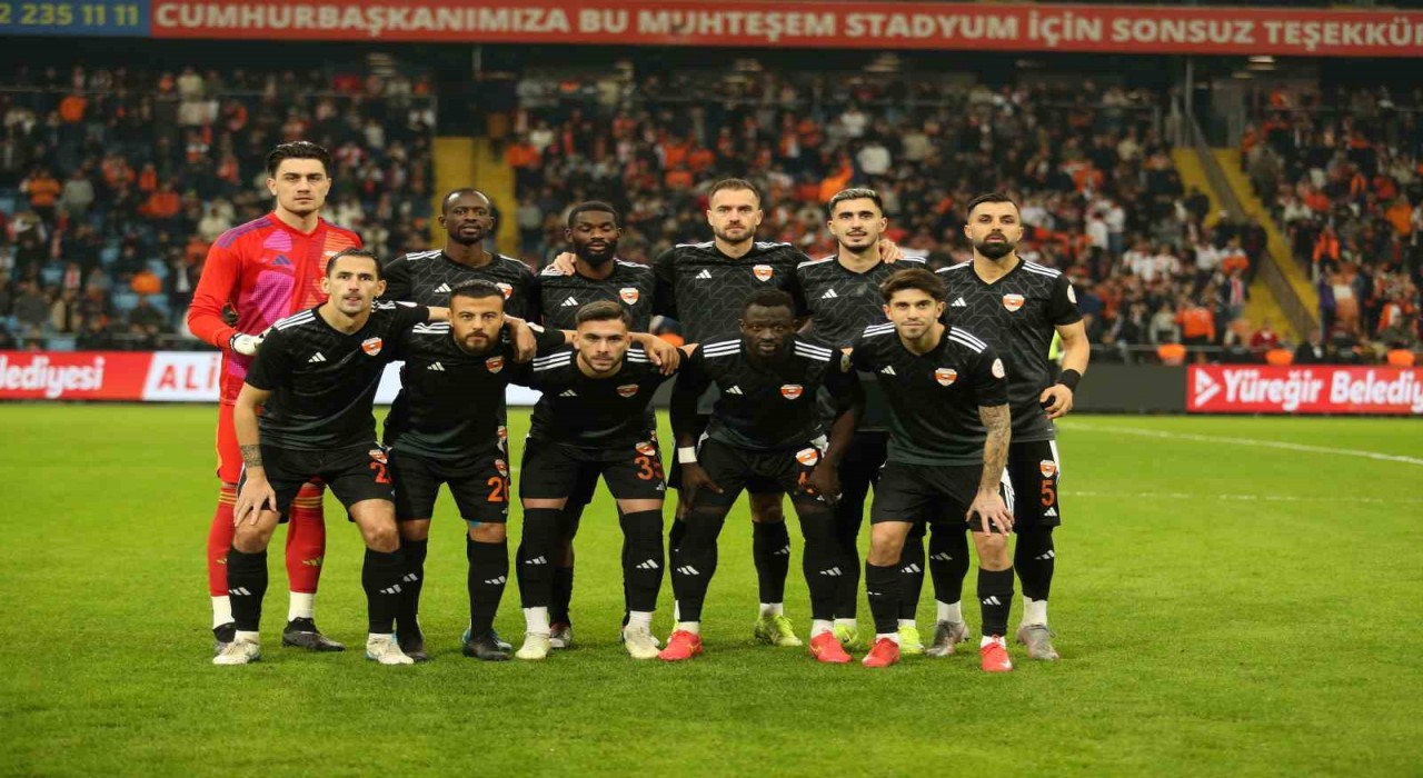 Adanaspordan yas mesajı; sahaya siyah formayla çıktı