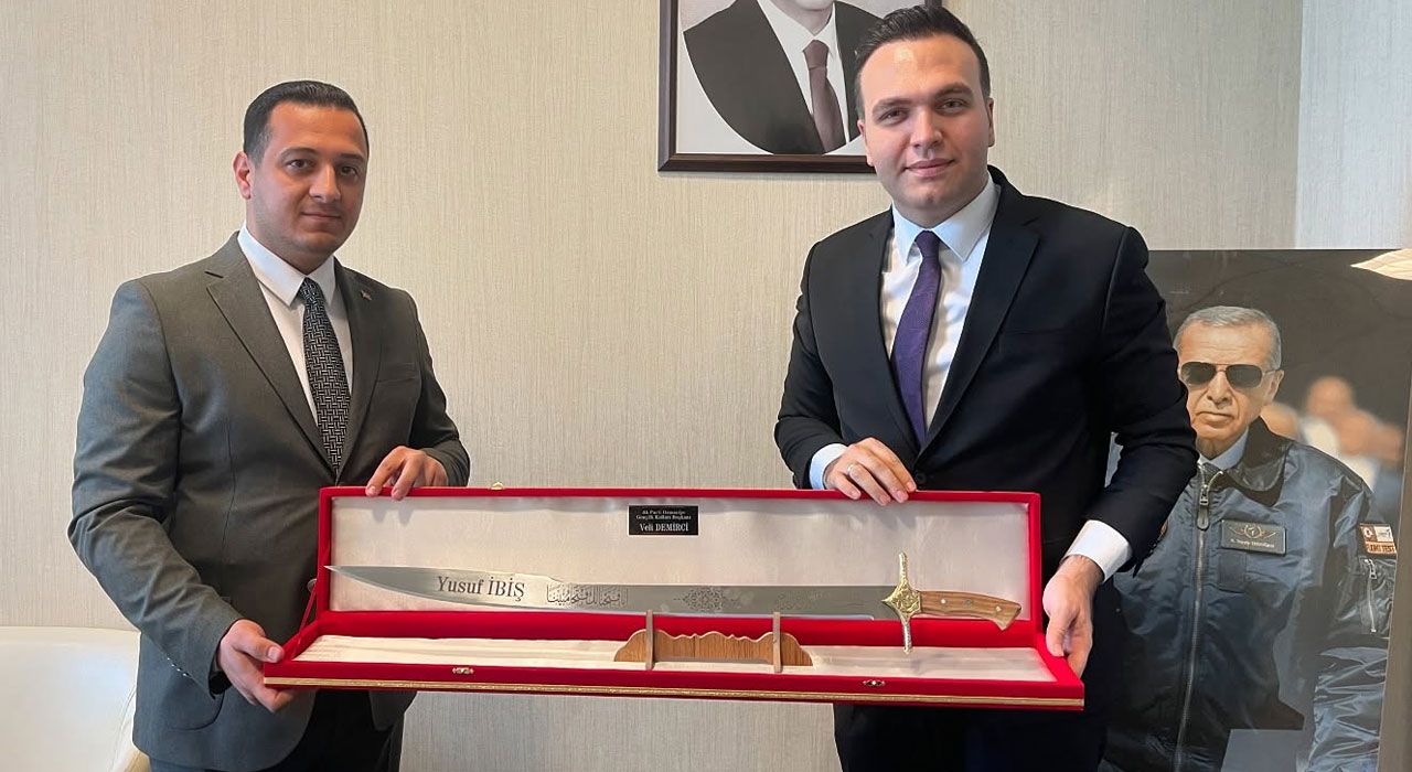 AK Parti Gençlik Kolları Genel Başkan Adayı İbiş’e Osmaniye’den Destek