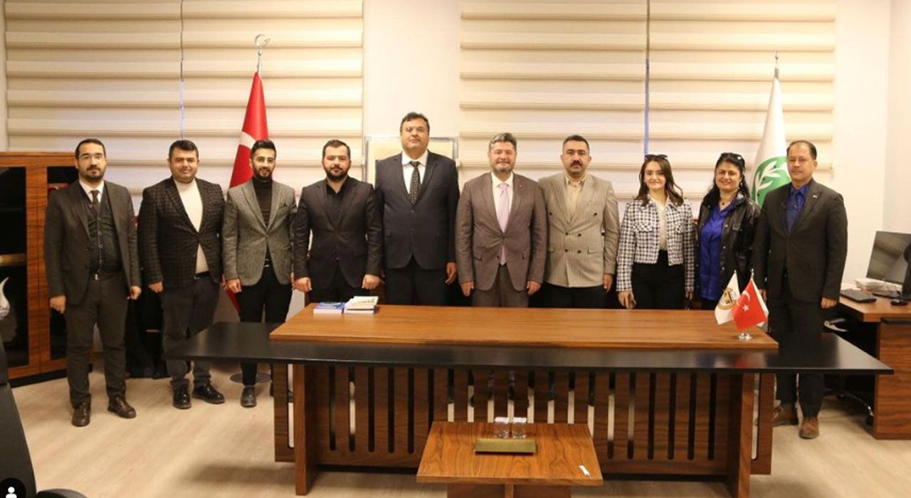 AK Parti’den Baro Başkanı Akın’a Ziyaret