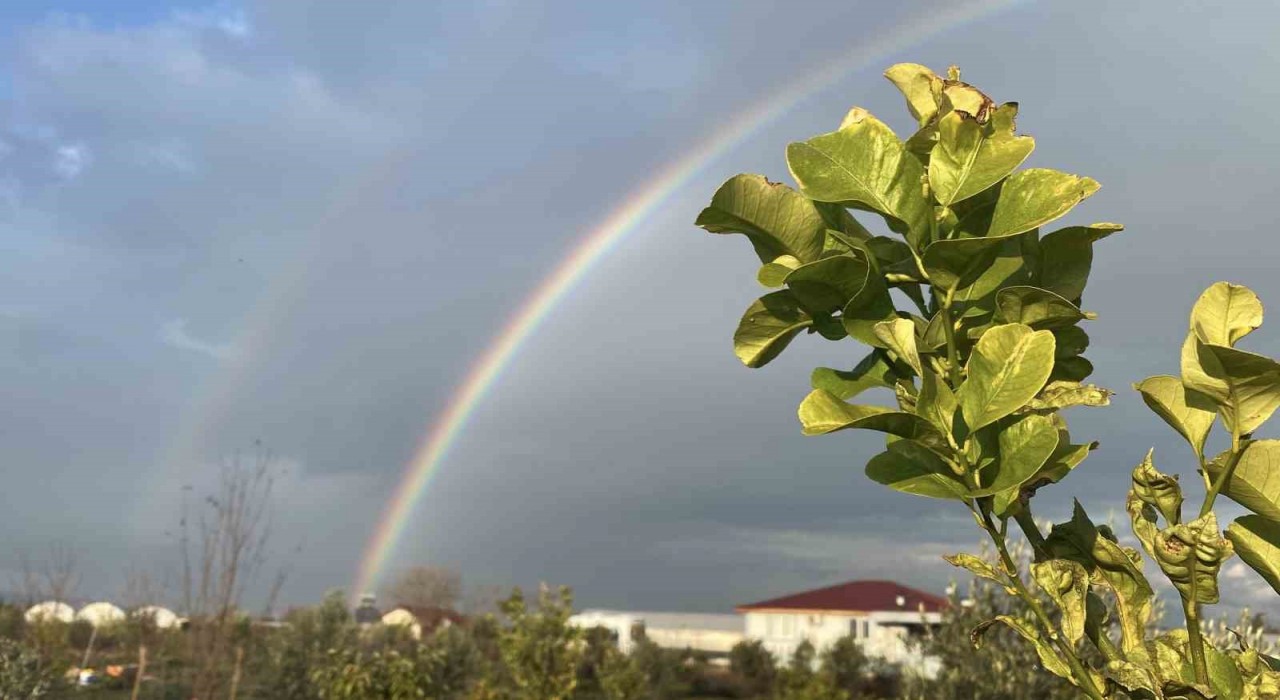 Antalyada çifte gökkuşağı sürprizi