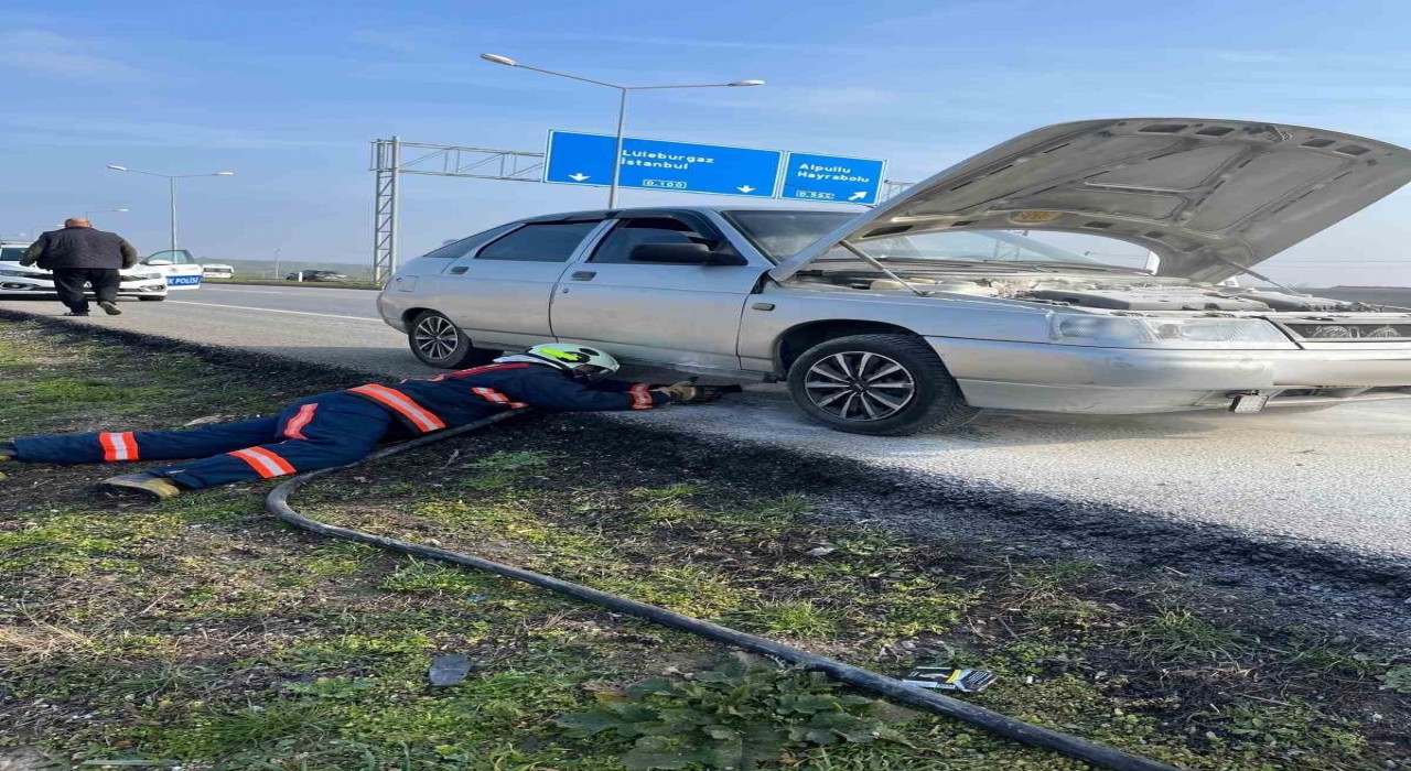 Babaeskide otomobil yangını