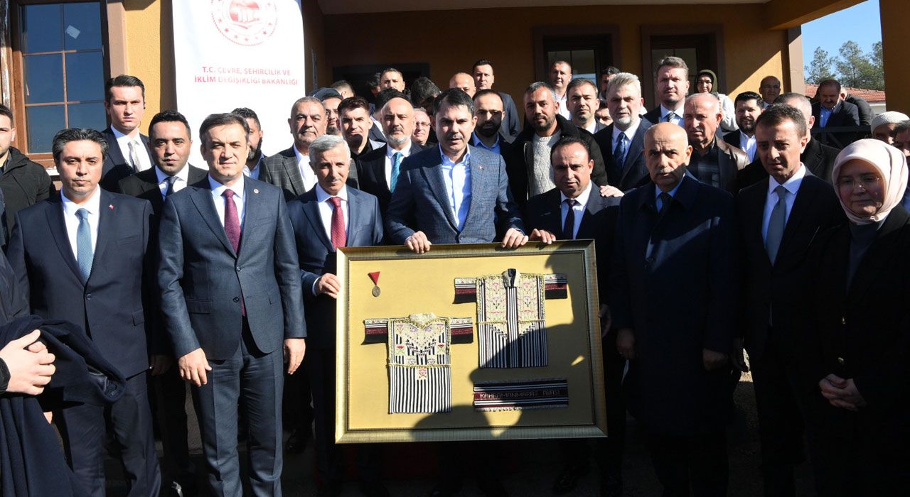 Bakan Kurum Kahramanmaraş’ta Çalışmaları Yerinde İnceledi