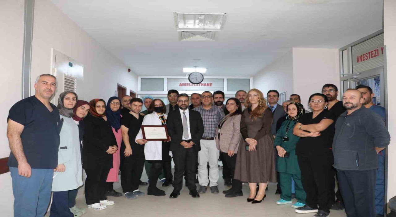 Bingölde 4 cana umut olan organ bağışına teşekkür belgesi
