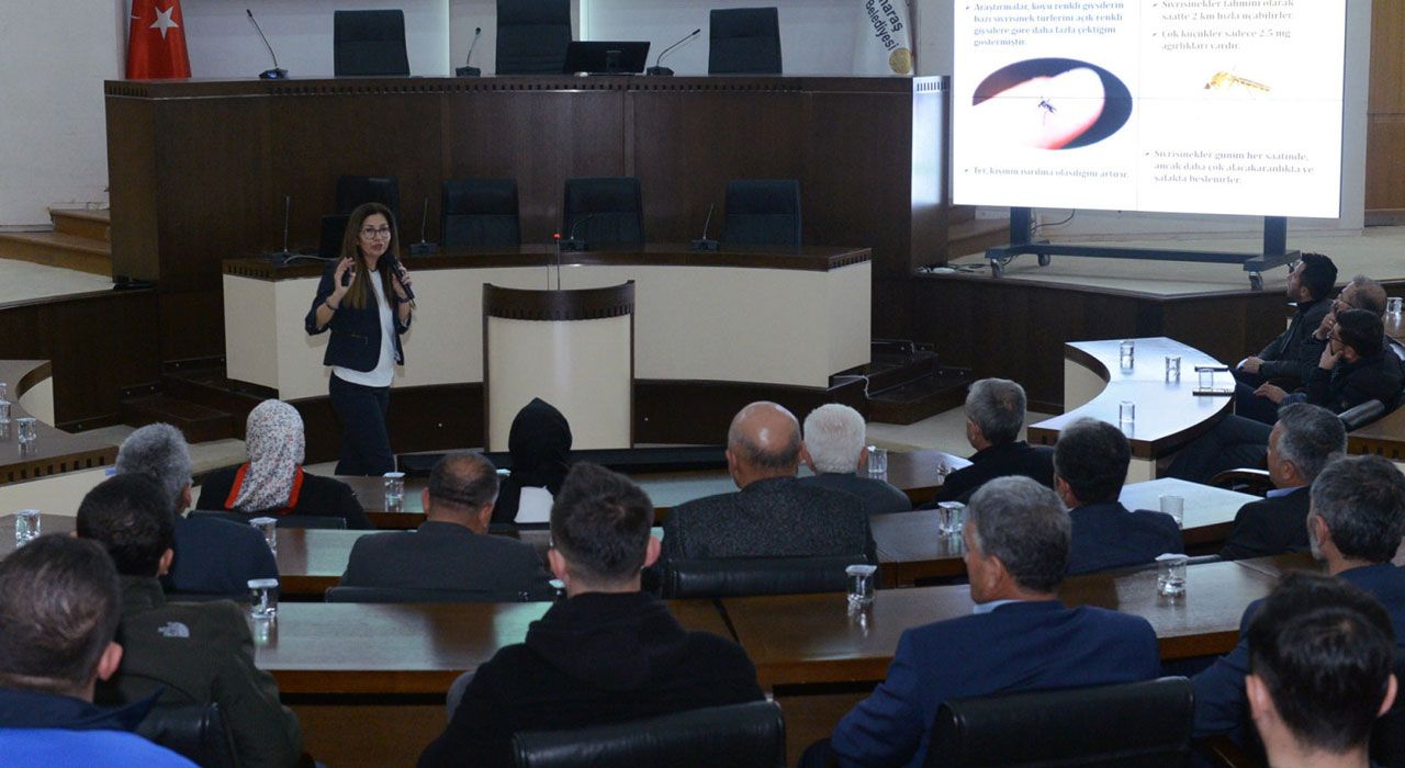 Büyükşehir’den Muhtarlara Bilgilendirme Semineri