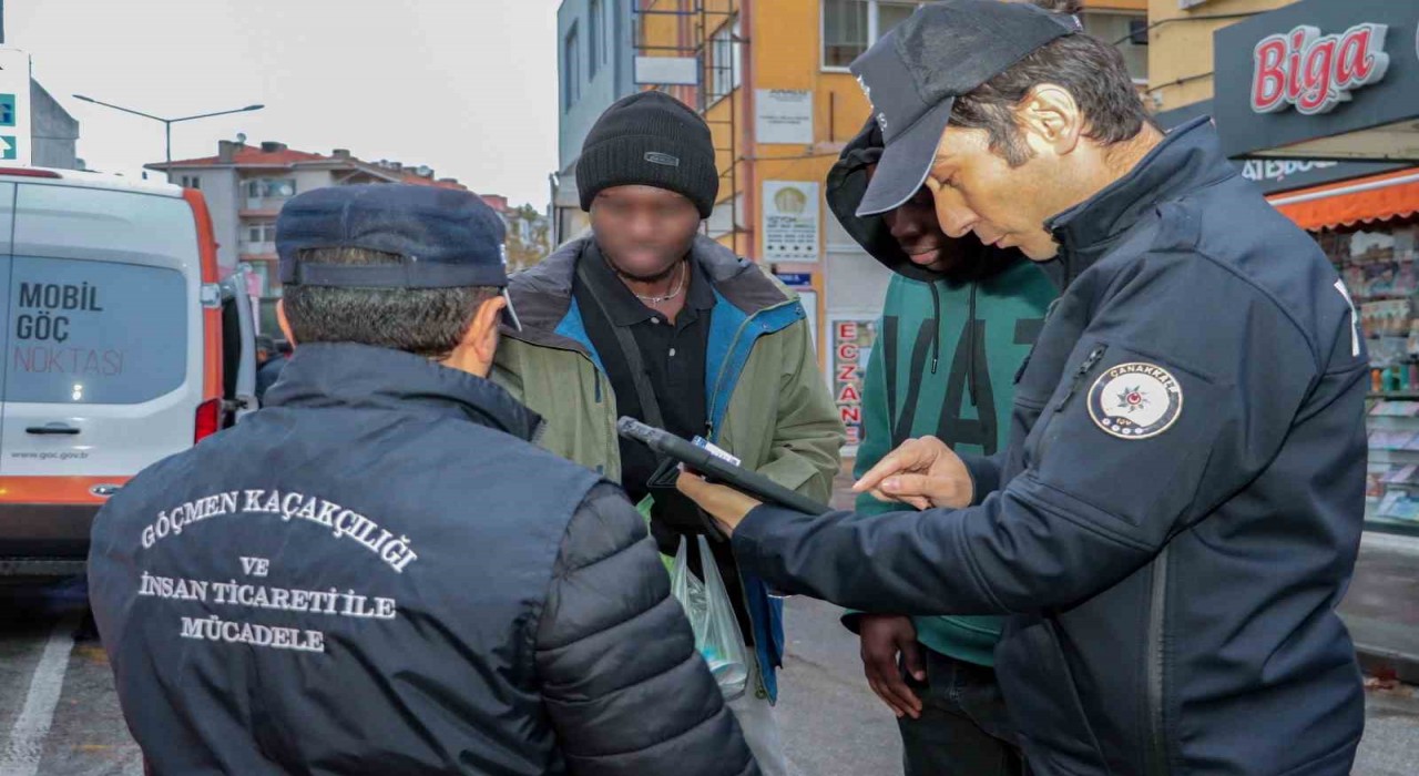 Çanakkalede 1 ayda 281 kaçak göçmen yakalandı, 18 organizatör tutuklandı