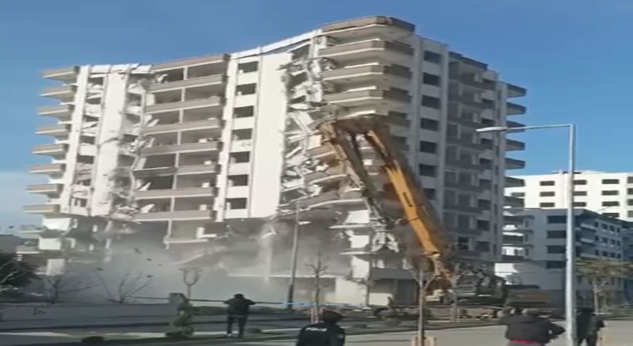 Çenet; “Evlerimiz Mezarımız Değil, Yuvamız Olsun”