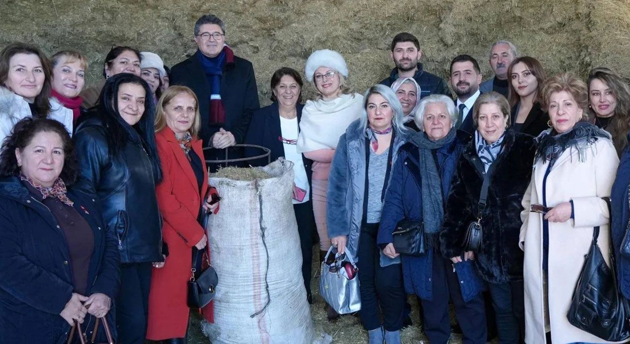 CHP’li Kaya, Boğatepeli Kadınları Ziyaret Etti