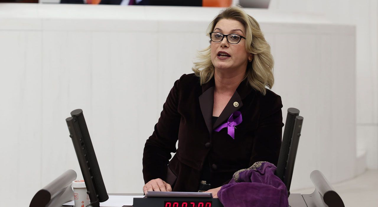 CHP’li Kaya, Cem Aydın’ın Gözaltına Alınmasına Tepki Gösterdi